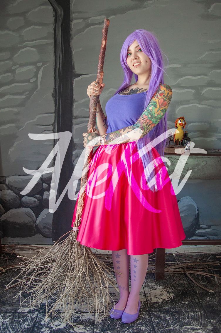 Madam Mim de Sword in the Stone